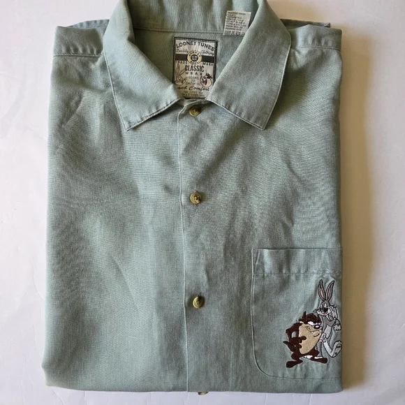 Men's Light Blue Short Sleeve Looney Tunes Shirt - Picture 3 of 9